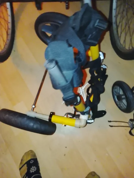 Invalidní vozík
