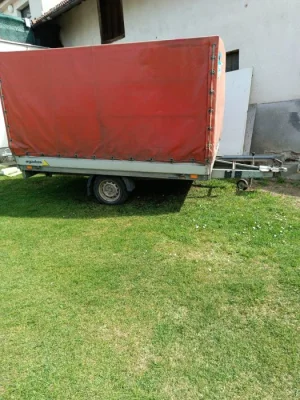 Prodám nebrzdeny vlek agados.