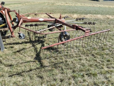 Shrnovač píce KUHN GA 300 GM