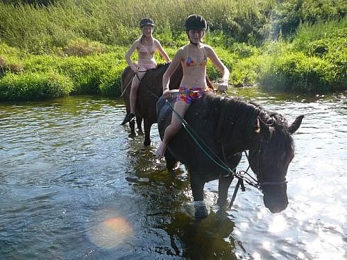 Jízdárna v Račicích nad Berounkou u Křivoklátu