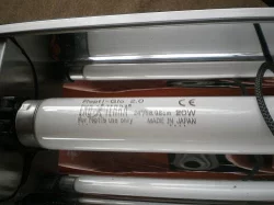 prodám osvětlení i s zářivkou repti glo 2.0