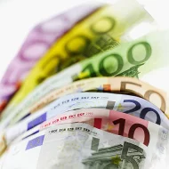 ponúkajú online pôžicky vo výške 2%