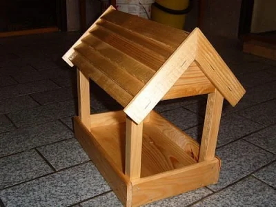 Krmítka pro ptáky
