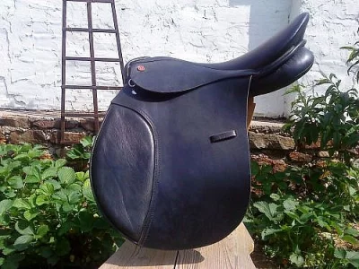 Prodám celokožené sedlo