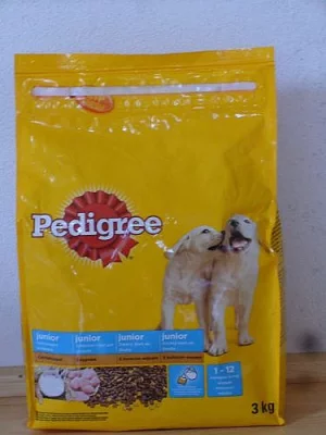 Prodám Granule Pedigree Junior 15 kg (3x15kg)