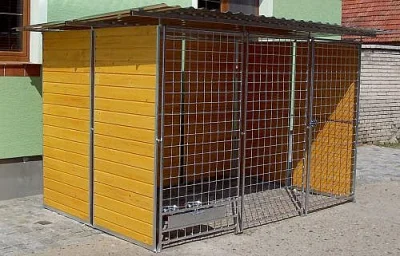Kotec + díly na stavebnicový sýstém