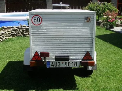 přívěs na přepravu psů